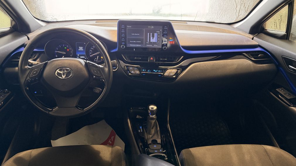 Toyota C-HR XLE Premium 2022 d&rsquo;occasion à vendre - 5