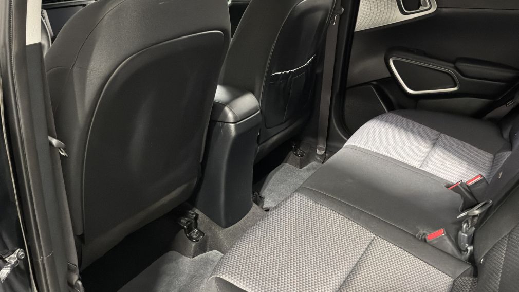 Kia Soul LX 2021 d&rsquo;occasion à vendre - 27