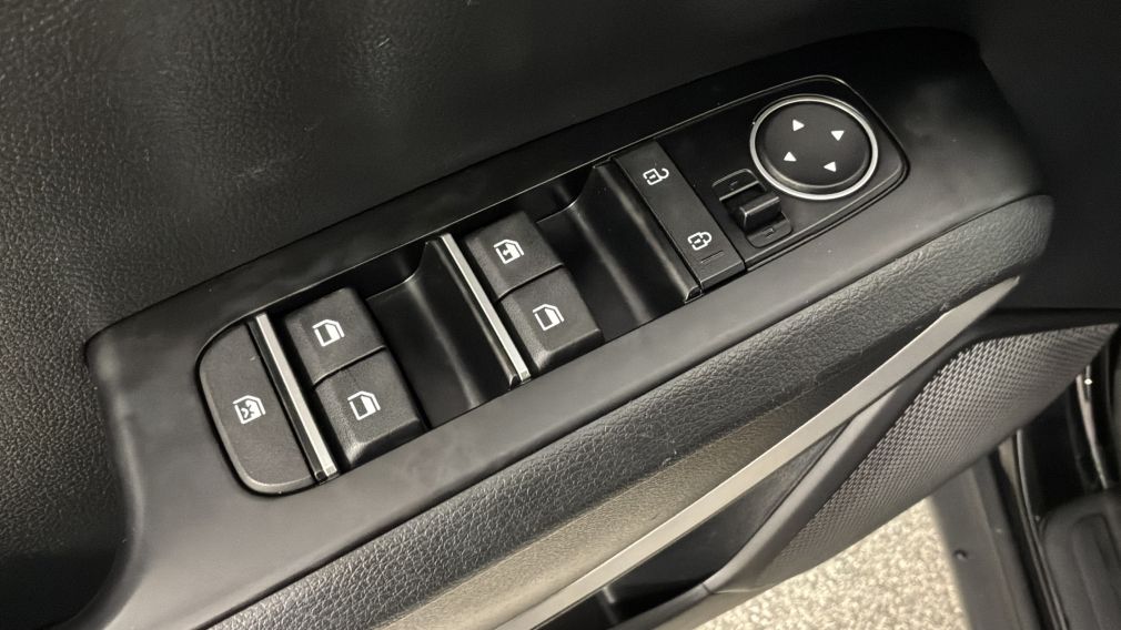 Kia Soul LX 2021 d&rsquo;occasion à vendre - 24