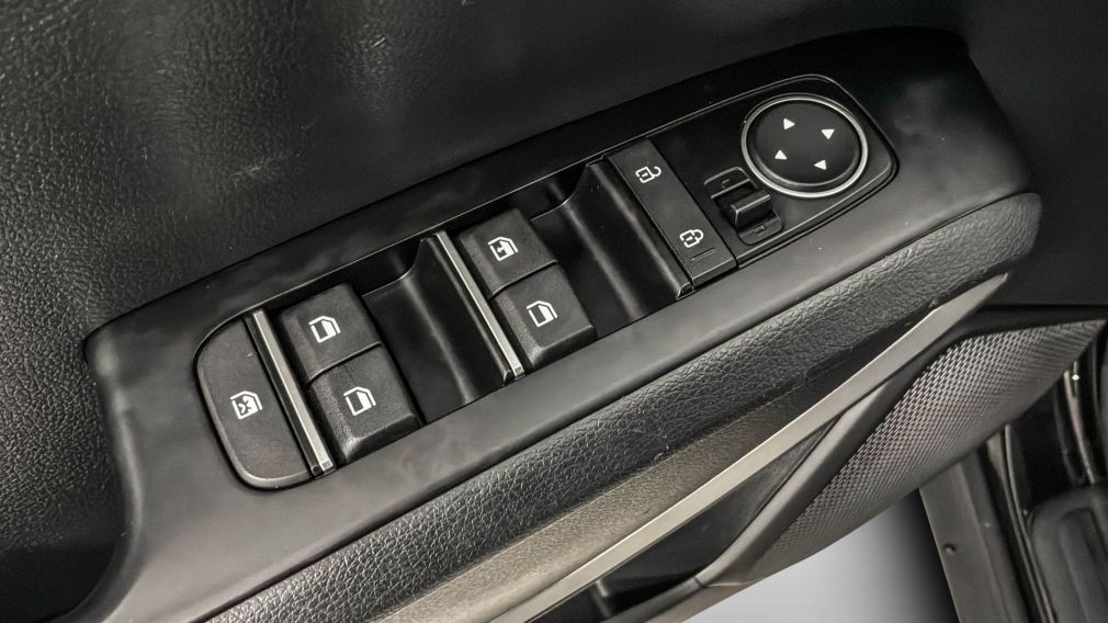 Kia Soul LX 2021 d&rsquo;occasion à vendre - 24