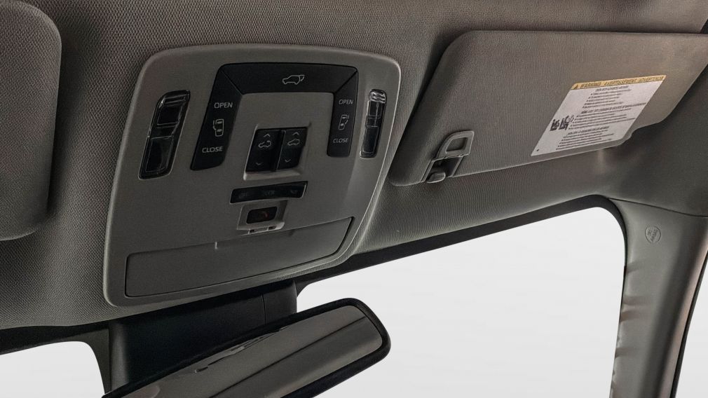 Toyota Sienna XLE 2021 d&rsquo;occasion à vendre - 21