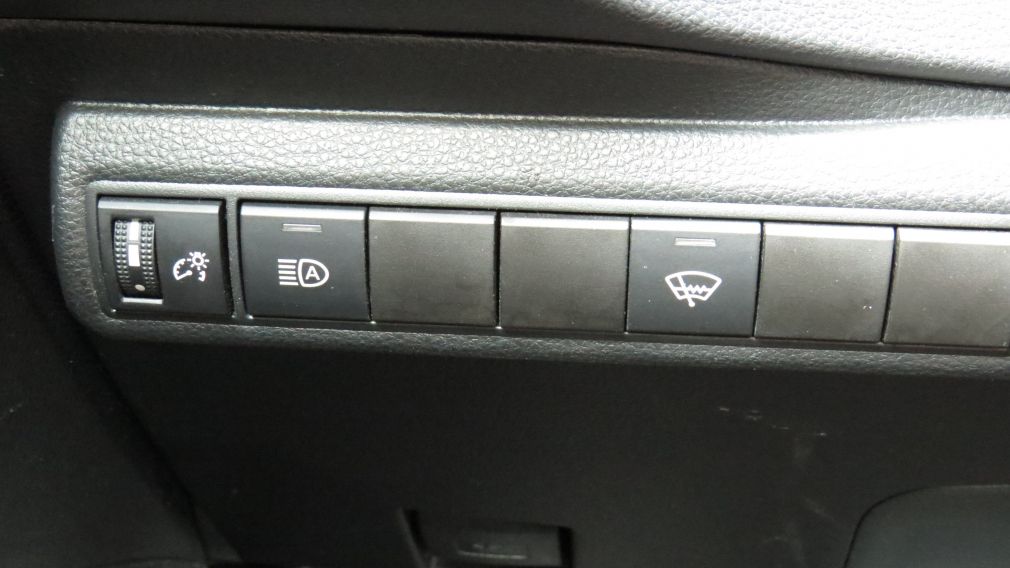 Toyota Corolla LE 2023 d&rsquo;occasion à vendre - 19
