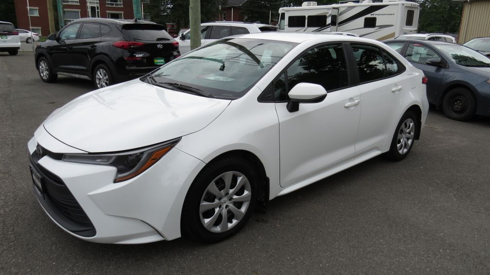 Toyota Corolla LE 2023 d&rsquo;occasion à vendre - 3