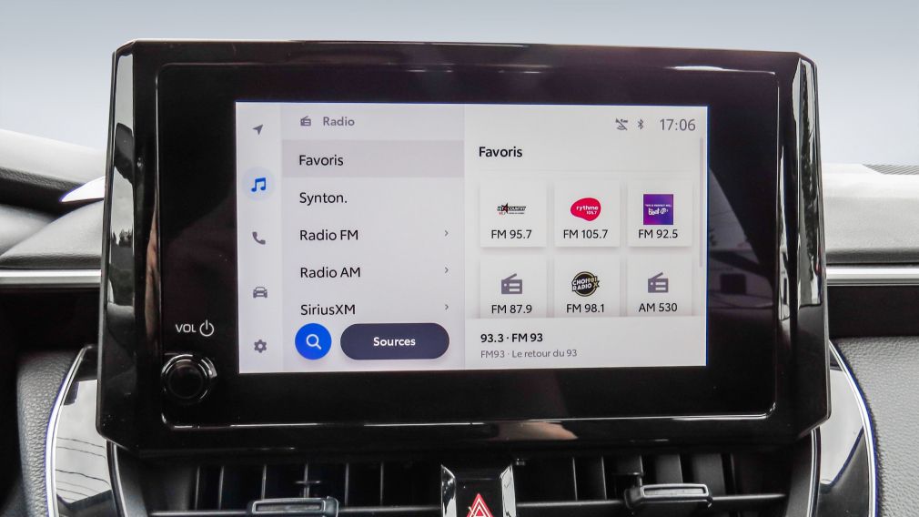 Toyota Corolla LE 2023 d&rsquo;occasion à vendre - 13
