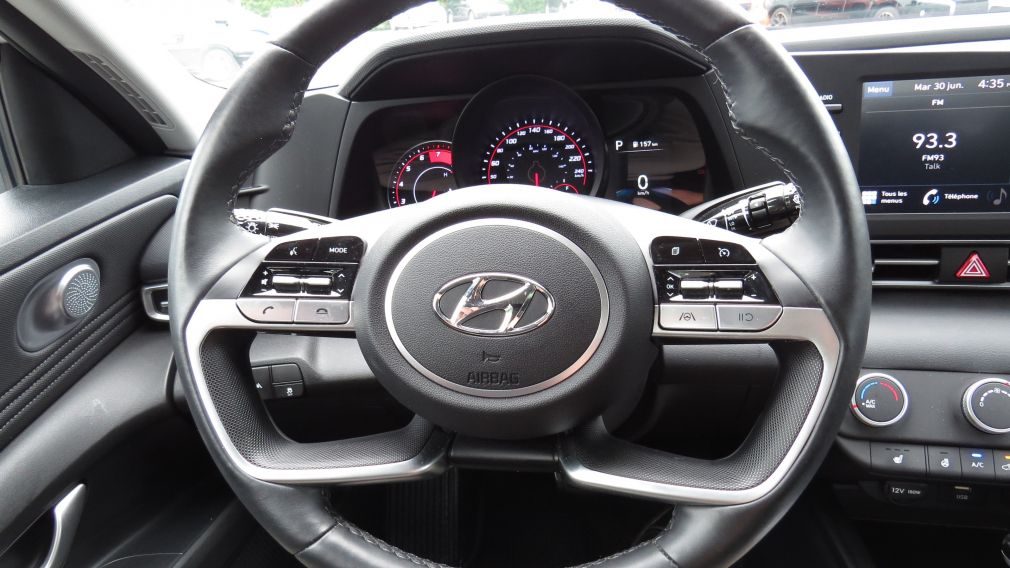 Hyundai Elantra Preferred 2023 d&rsquo;occasion à vendre - 11
