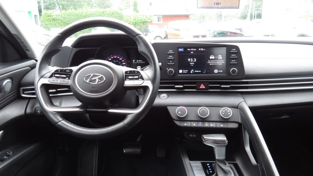 Hyundai Elantra Preferred 2023 d&rsquo;occasion à vendre - 19