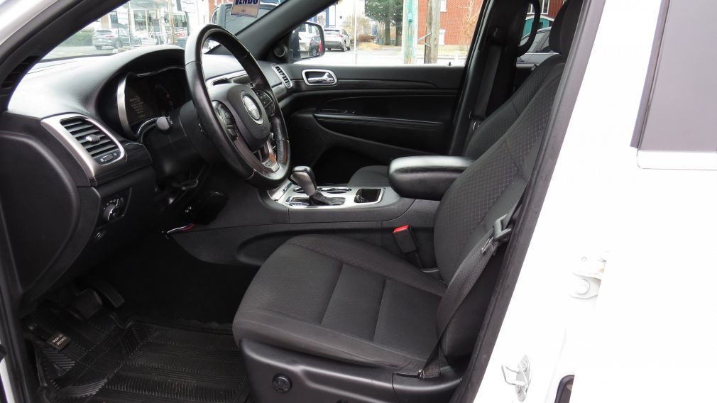 Jeep Grand Cherokee Laredo E 2019 d&rsquo;occasion à vendre - 9