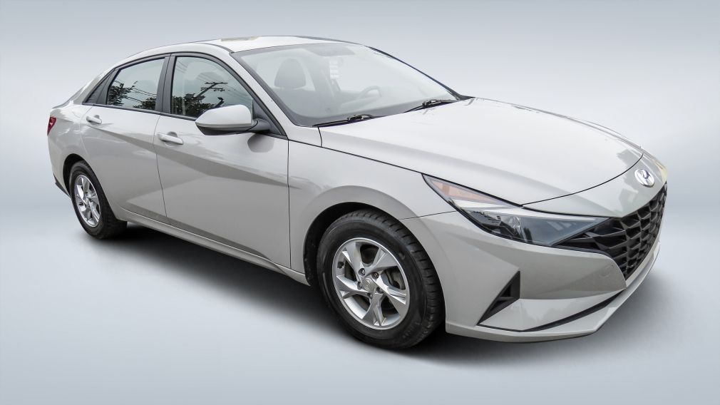 Hyundai Elantra Essential 2021 d&rsquo;occasion à vendre