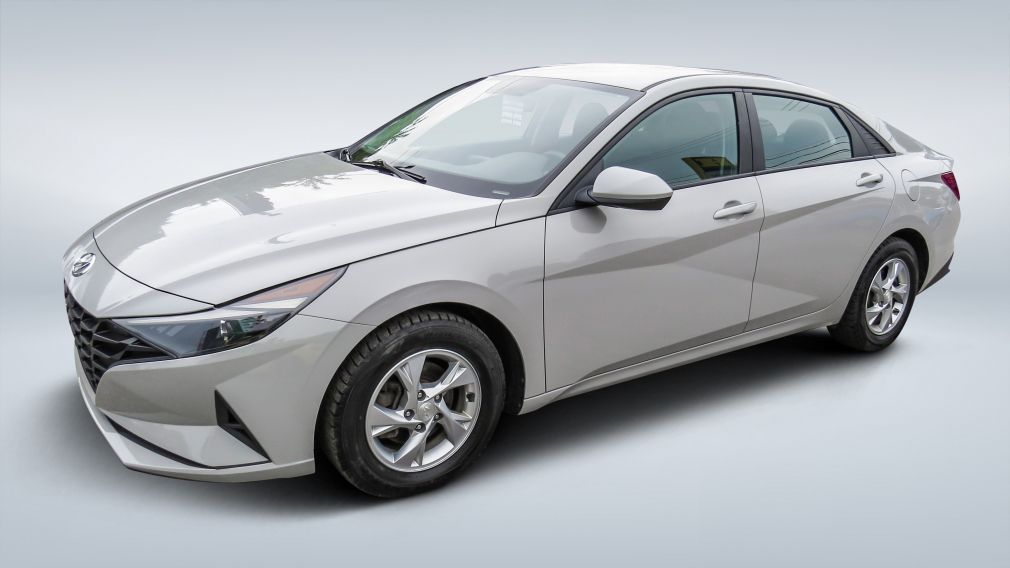 Hyundai Elantra Essential 2021 d&rsquo;occasion à vendre - 3