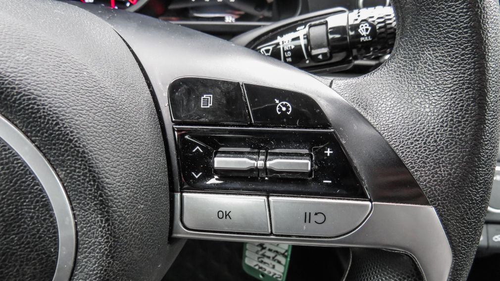 Hyundai Elantra Essential 2021 d&rsquo;occasion à vendre - 16