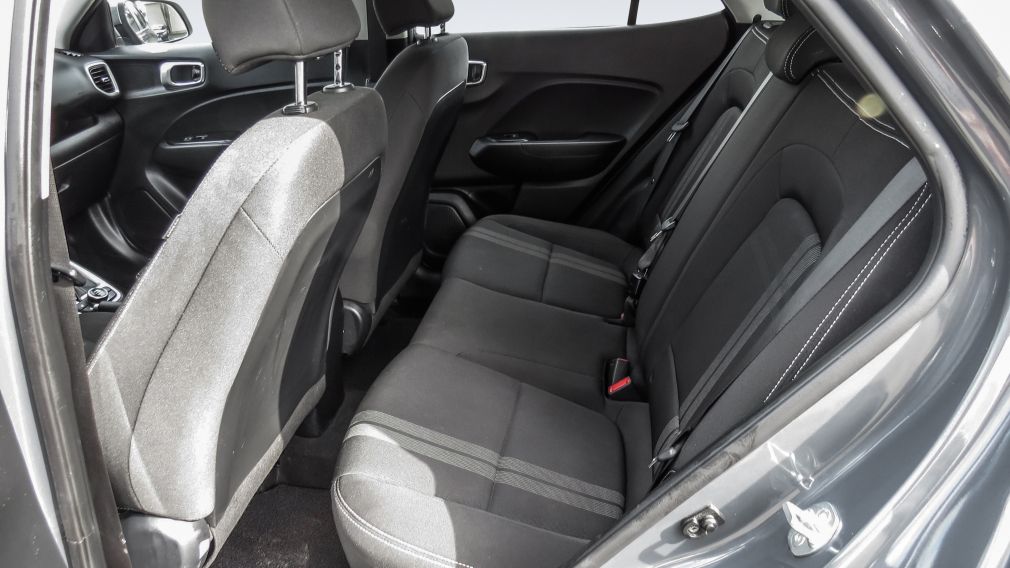 Hyundai Venue Preferred 2024 d&rsquo;occasion à vendre - 20