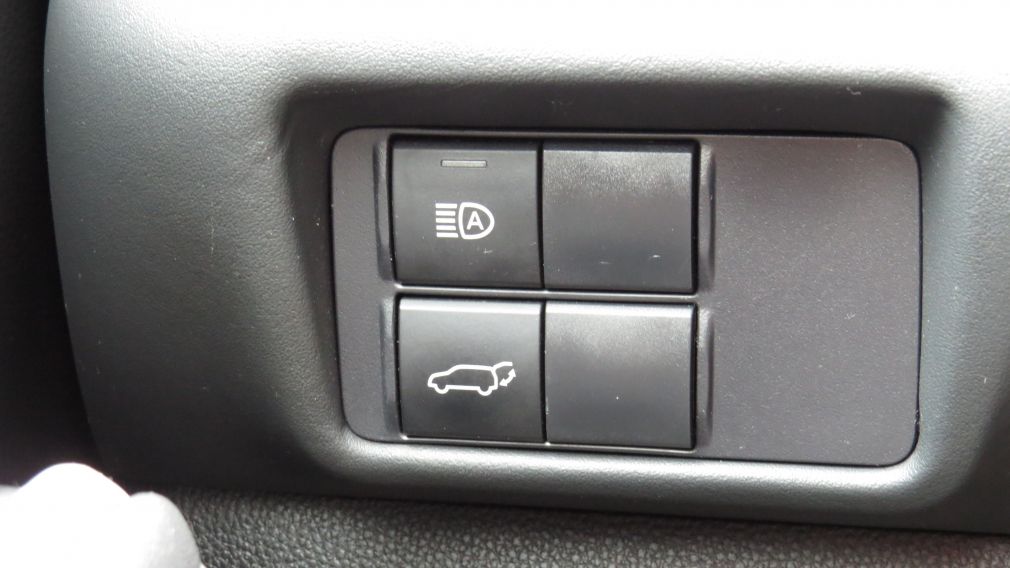 Toyota Highlander Hybrid XLE 2021 d&rsquo;occasion à vendre - 18