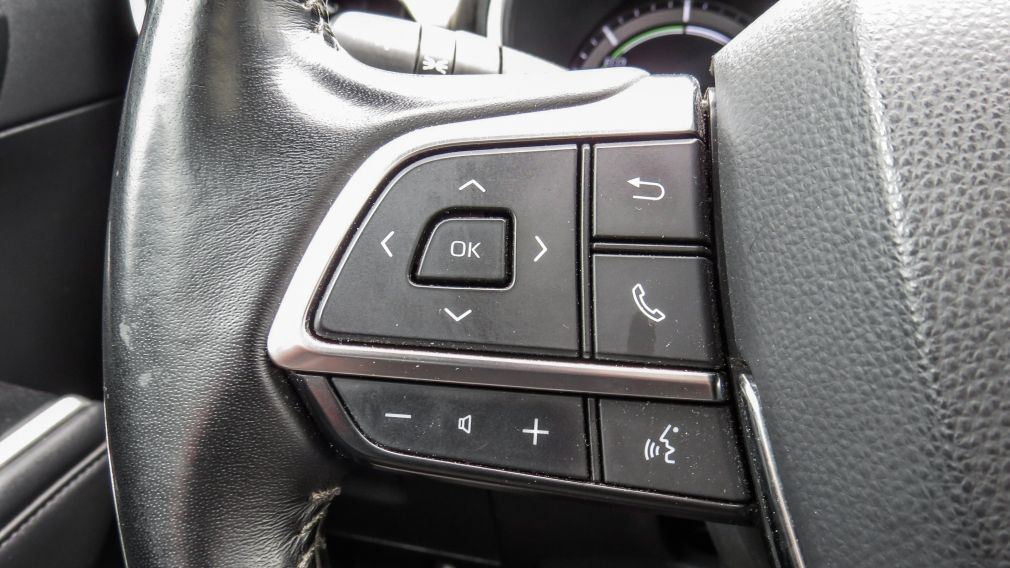 Toyota Highlander Hybrid XLE 2021 d&rsquo;occasion à vendre - 17