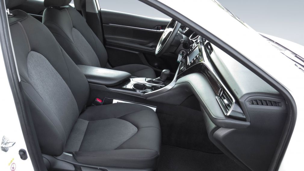 Toyota Camry LE 2019 à vendre à Donnacona - 23