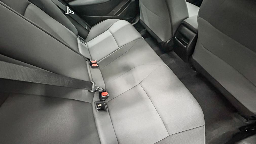 Toyota Corolla LE 2021 d&rsquo;occasion à vendre - 10