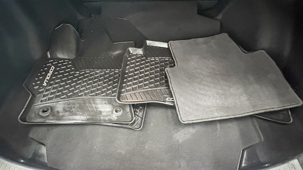 Toyota Corolla LE 2021 d&rsquo;occasion à vendre - 13