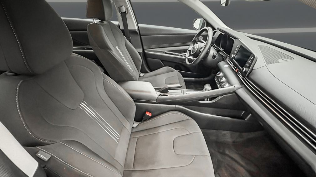 Hyundai Elantra Preferred 2023 d&rsquo;occasion à vendre - 9