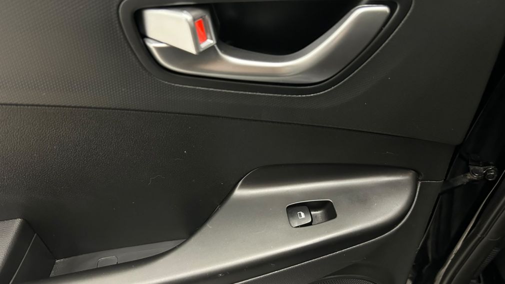 Hyundai Kona Preferred 2023 d&rsquo;occasion à vendre - 15