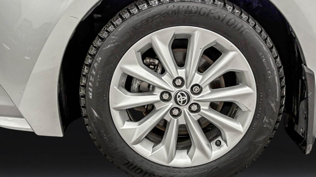 Toyota Corolla XLE 2022 d&rsquo;occasion à vendre - 18