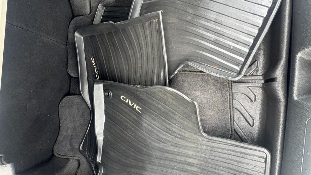 Honda Civic LX 2022 d&rsquo;occasion à vendre - 13