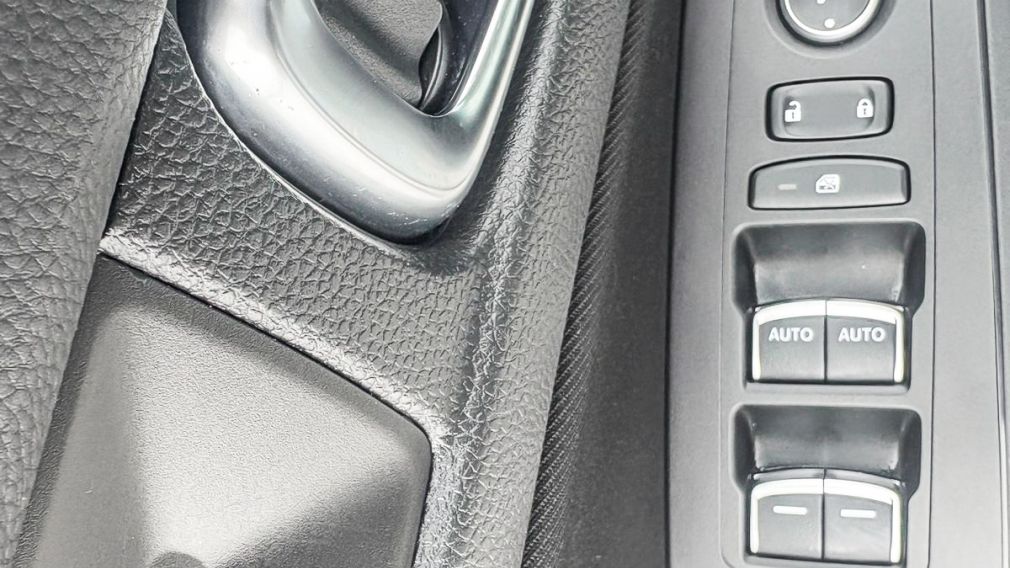 Honda Civic LX 2022 d&rsquo;occasion à vendre - 15