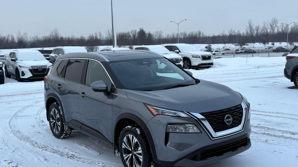 Nissan Rogue SV Moonroof