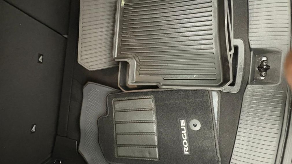 Nissan Rogue SL 2023 d&rsquo;occasion à vendre - 13