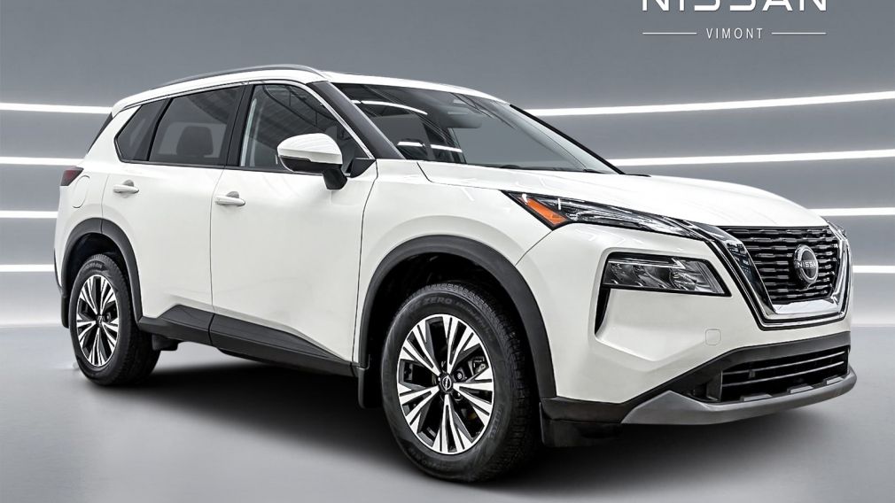 Nissan Rogue SV Moonroof