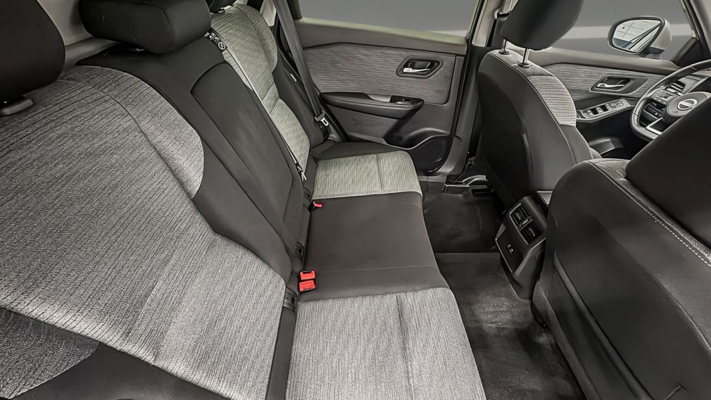 Nissan Rogue SV Moonroof 2023 d&rsquo;occasion à vendre - 9