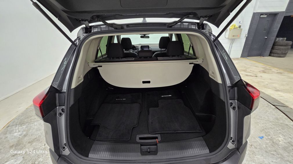 Nissan Rogue SV Moonroof 2023 d&rsquo;occasion à vendre - 12
