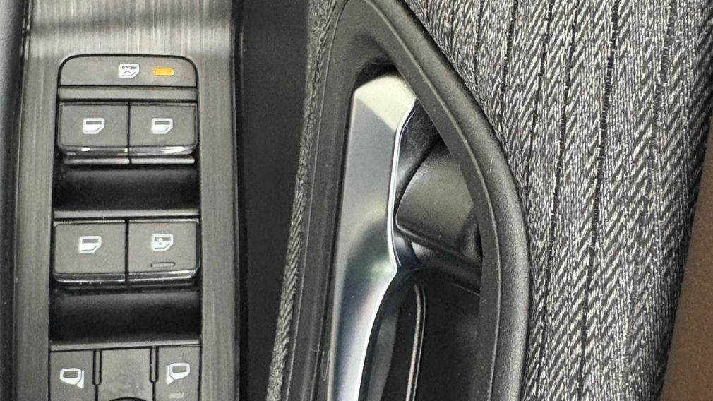 Nissan Rogue SV Moonroof 2023 d&rsquo;occasion à vendre - 15