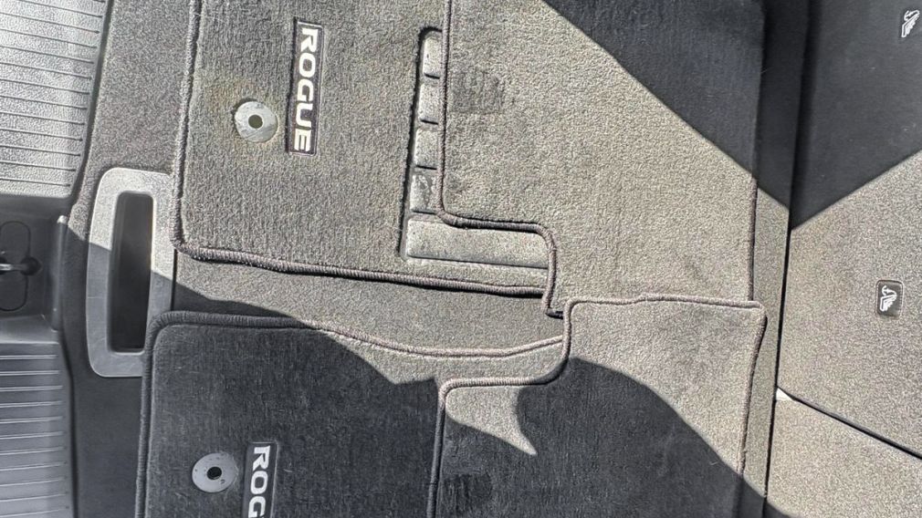 Nissan Rogue SV Moonroof 2023 d&rsquo;occasion à vendre - 11