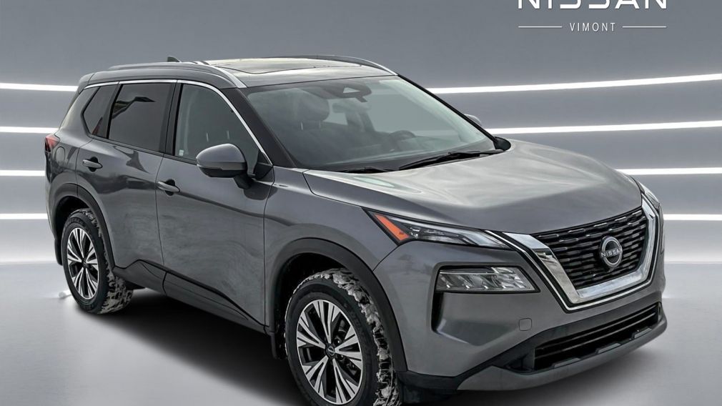 Nissan Rogue SV Moonroof