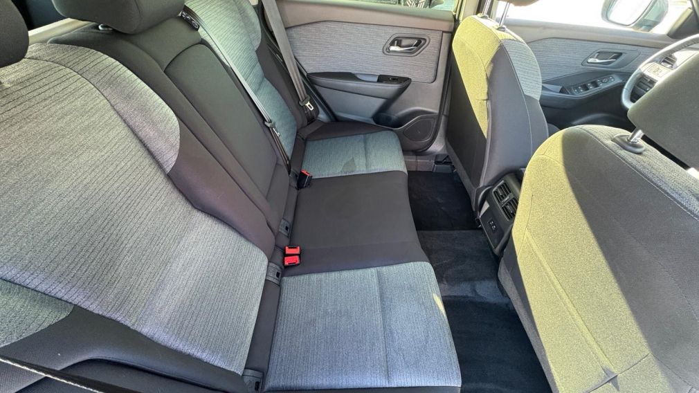 Nissan Rogue SV Moonroof 2023 d&rsquo;occasion à vendre - 10