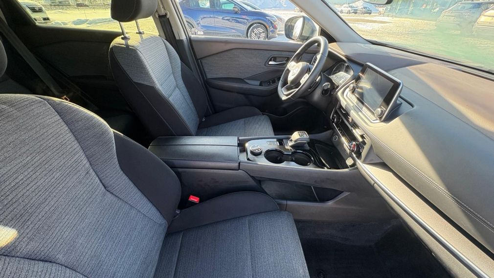 Nissan Rogue SV Moonroof 2023 d&rsquo;occasion à vendre - 9