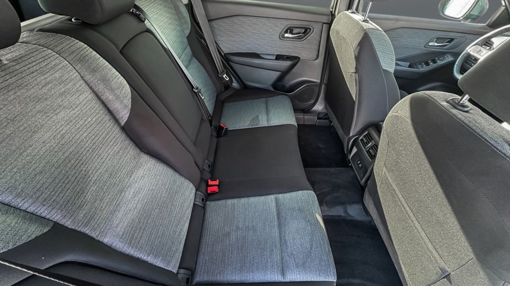 Nissan Rogue SV Moonroof 2023 d&rsquo;occasion à vendre - 9