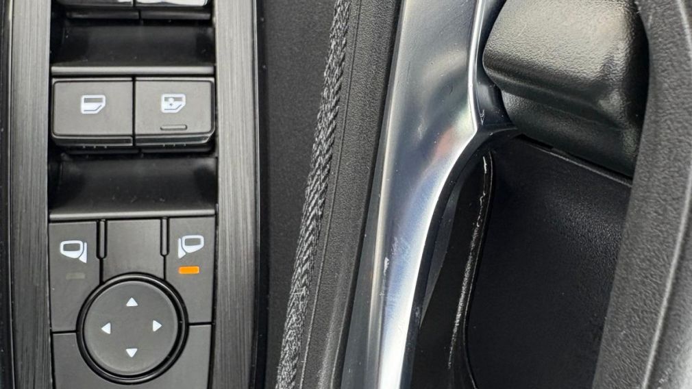 Nissan Rogue SV Moonroof 2023 d&rsquo;occasion à vendre - 16