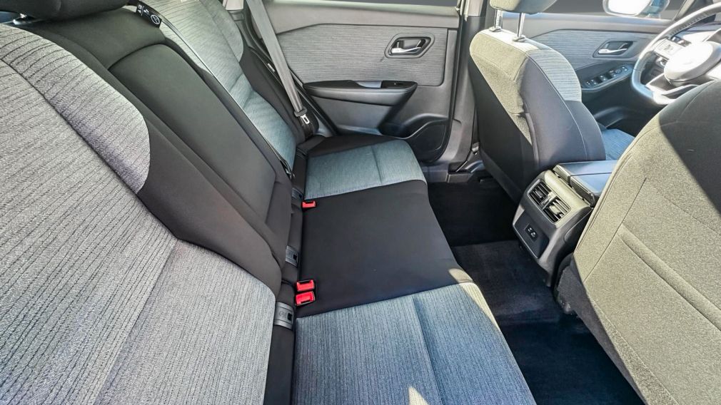 Nissan Rogue SV Moonroof 2023 d&rsquo;occasion à vendre - 10