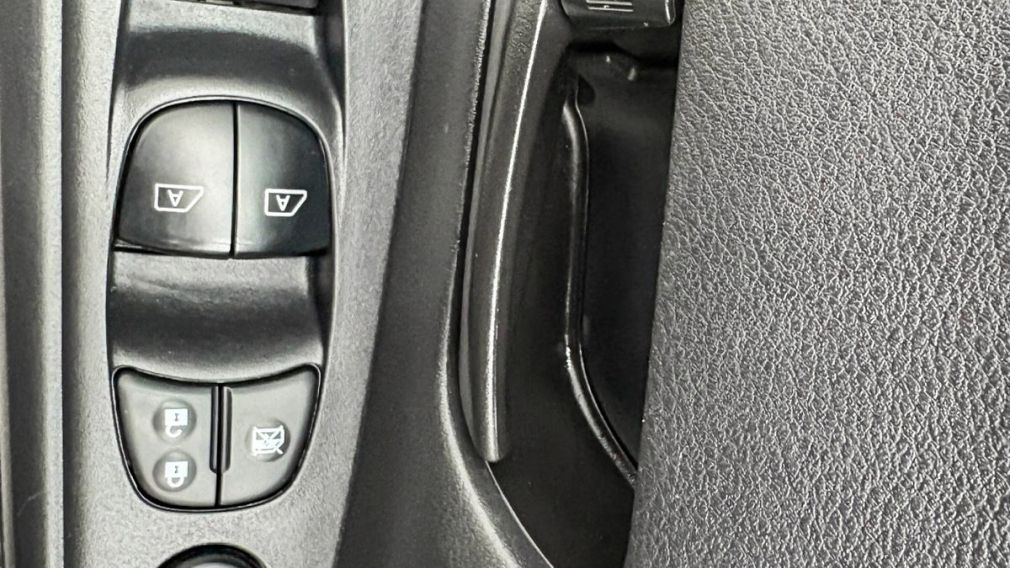 Nissan Kicks S 2024 d&rsquo;occasion à vendre - 13