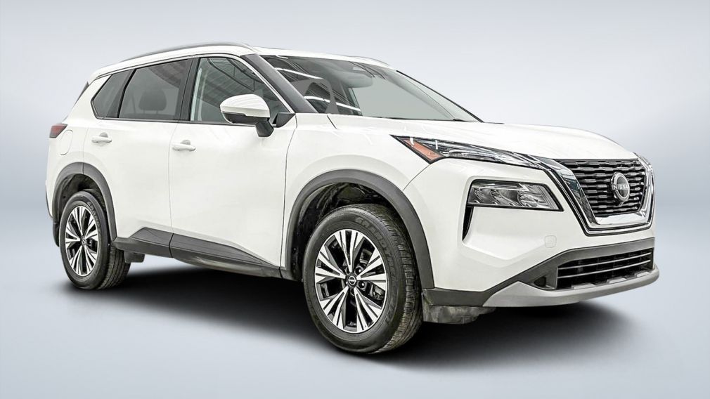 Nissan Rogue SV Moonroof