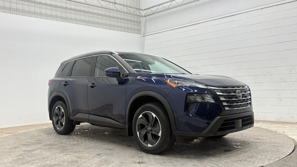 Nissan Rogue SV Moonroof