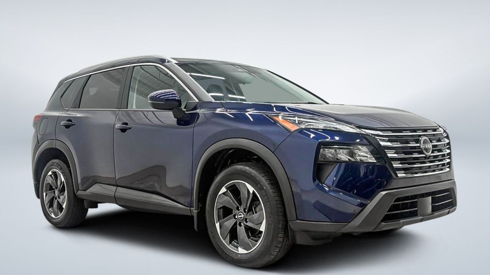 Nissan Rogue SV Moonroof