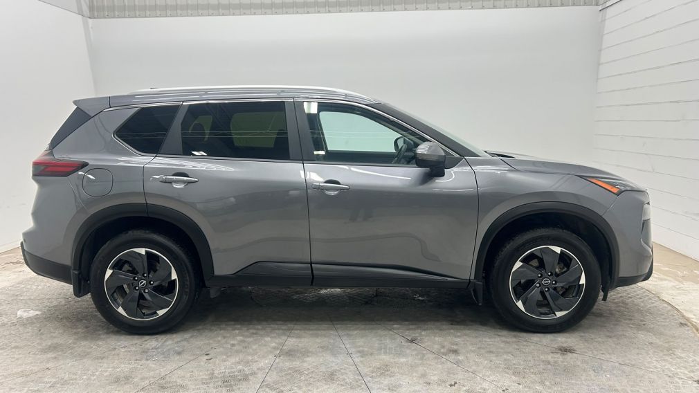 Nissan Rogue SV Moonroof 2024 d&rsquo;occasion à vendre - 4
