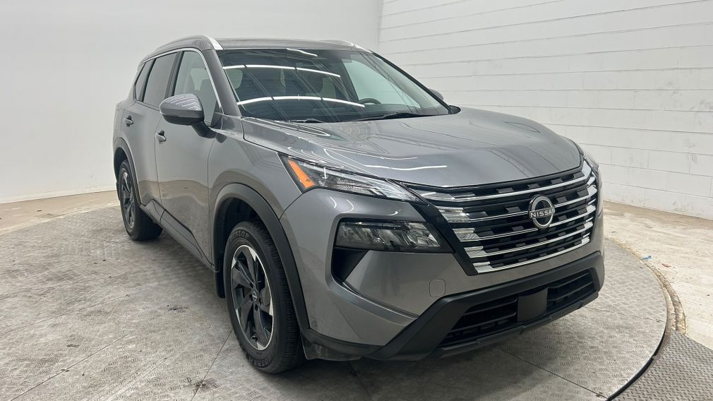 Nissan Rogue SV Moonroof