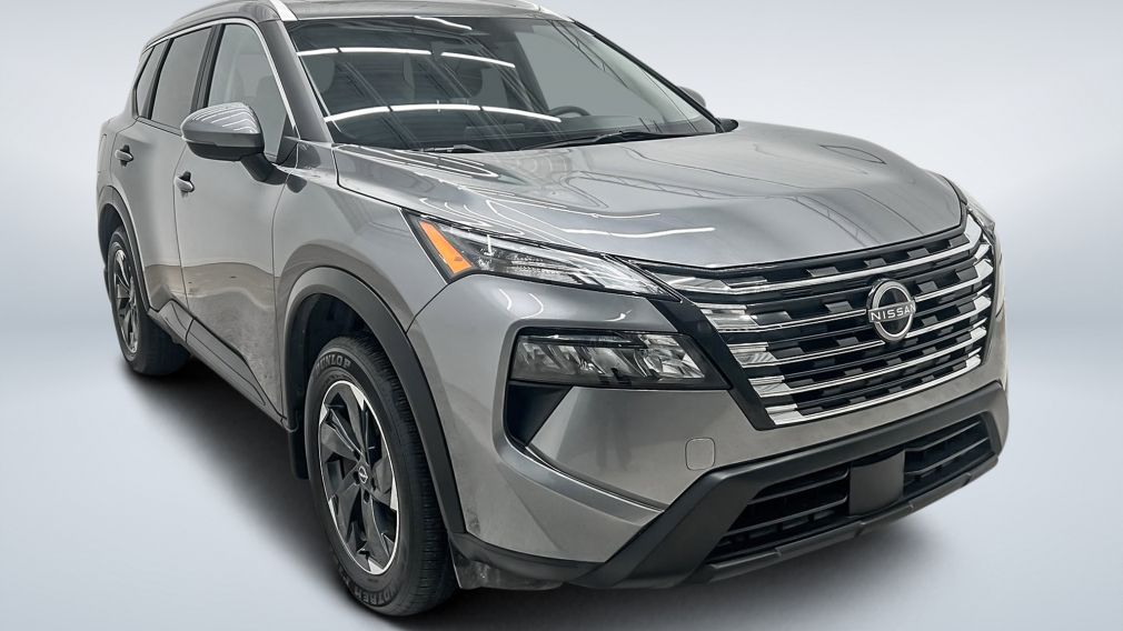 Nissan Rogue SV Moonroof