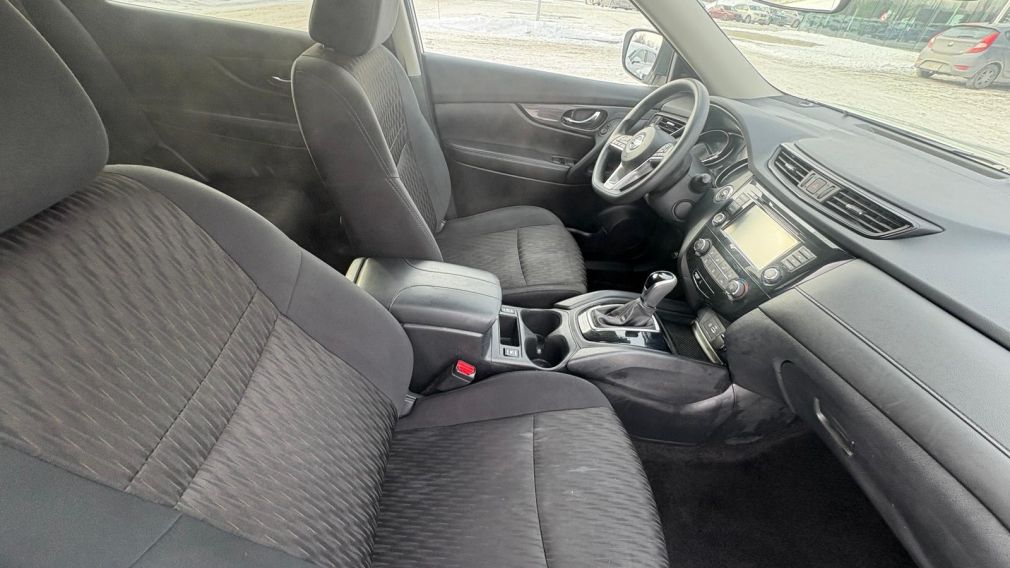 Nissan Rogue SV 2019 d&rsquo;occasion à vendre - 9