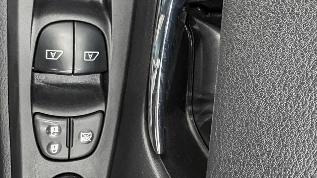 Nissan Kicks SV 2023 d&rsquo;occasion à vendre - 15