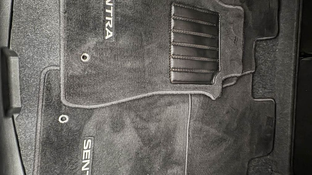 Nissan Sentra SV 2021 d&rsquo;occasion à vendre - 14