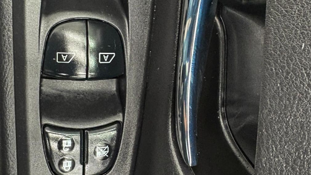 Nissan Kicks SR 2023 d’occasion à vendre - 14