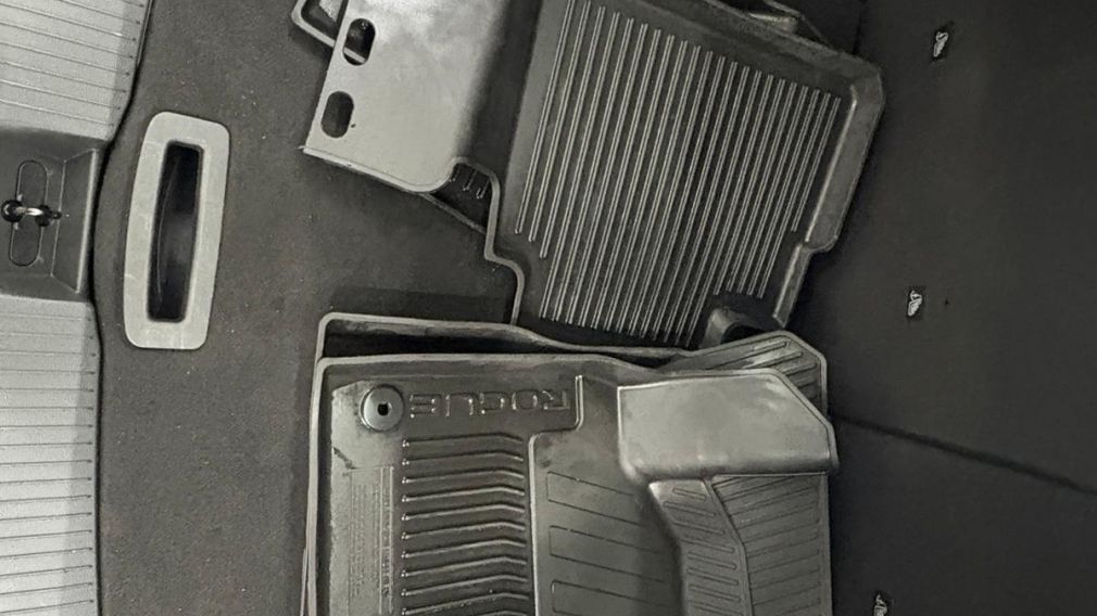 Nissan Rogue SV Moonroof 2023 d&rsquo;occasion à vendre - 10